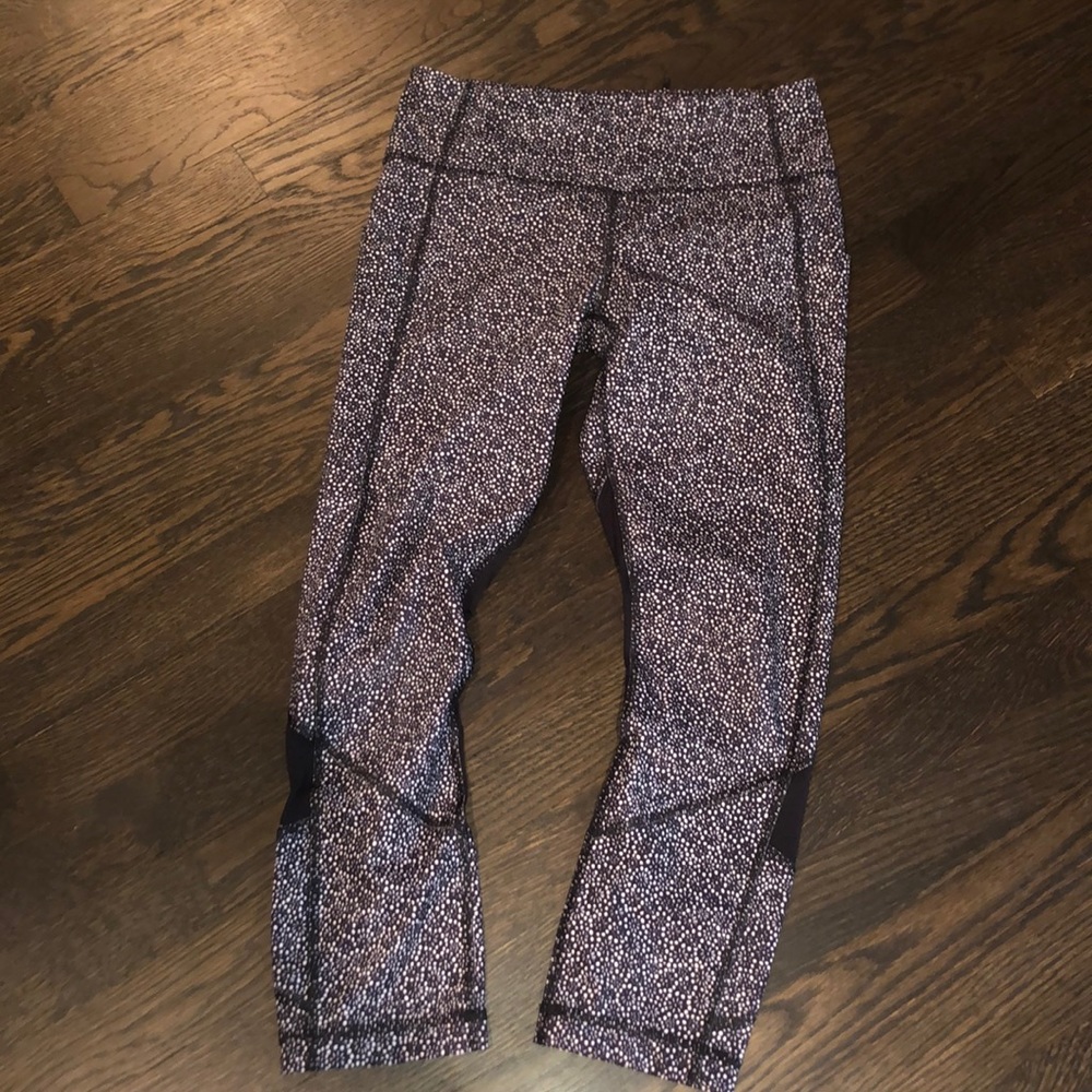 LuluLemon Capri Print Leggings